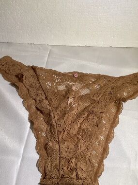 Victoria's Secret Brown Lace Thong Panty